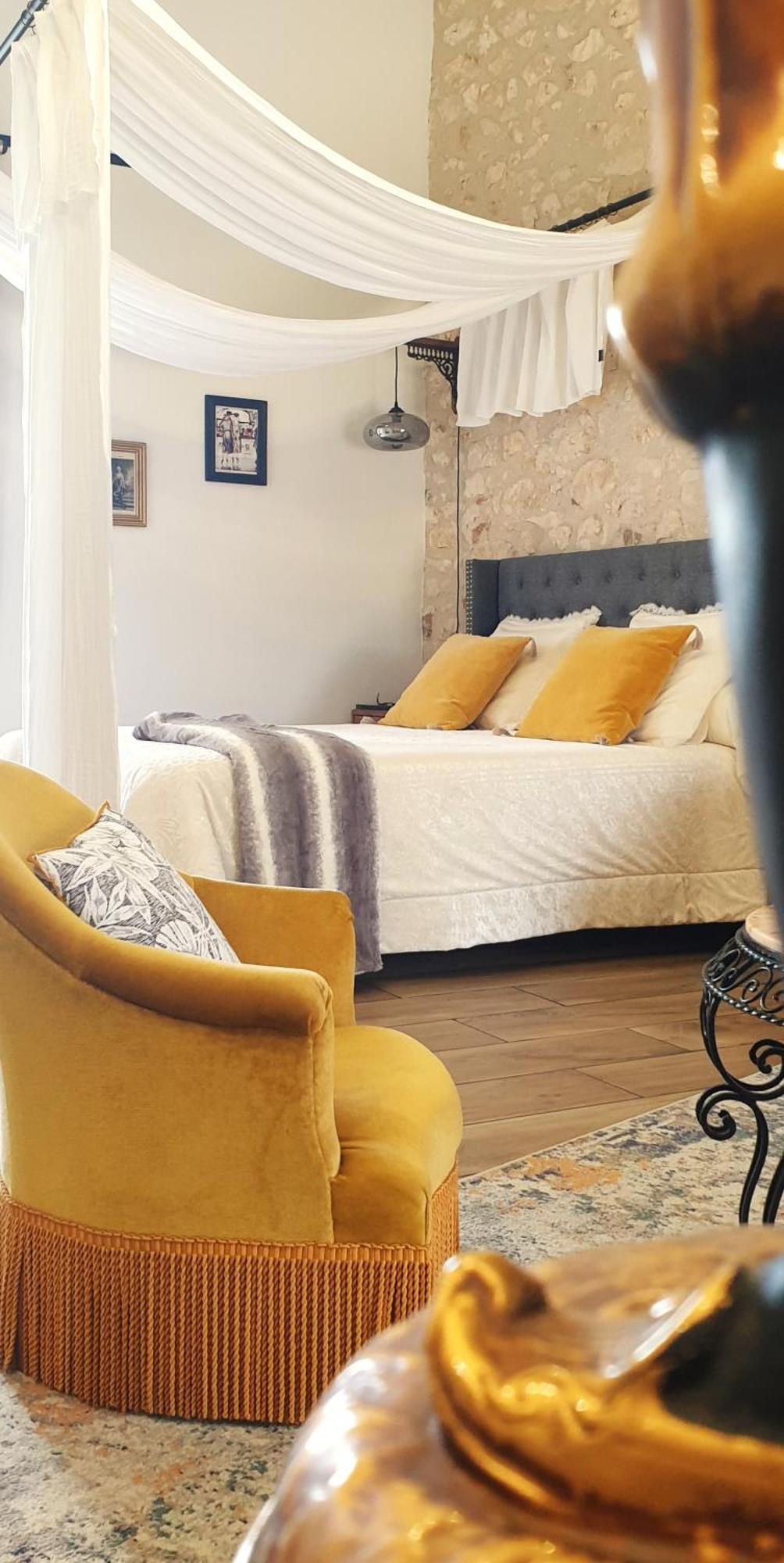 Ets Capmasil - Chambre 1920 Virac 外观 照片